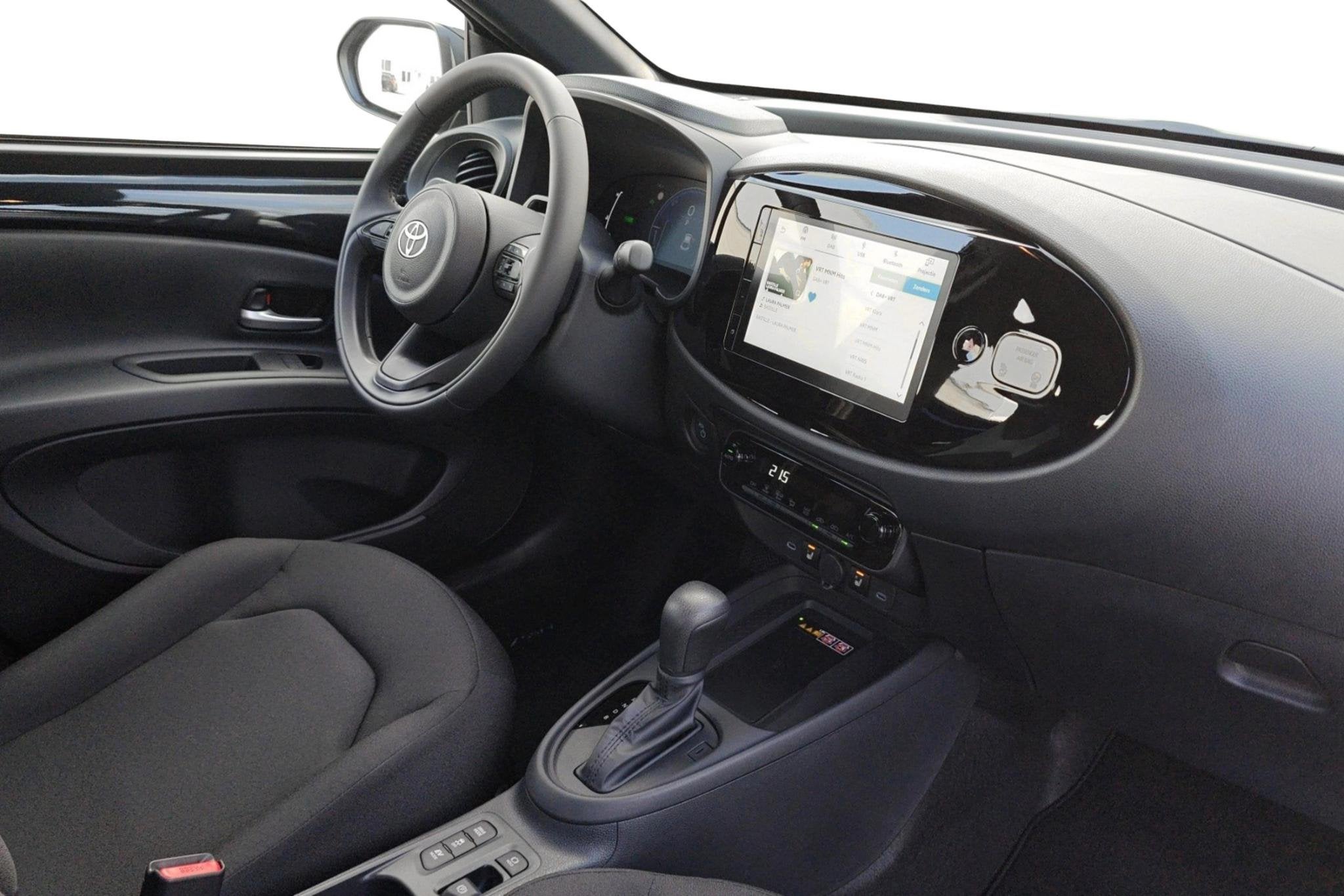 Toyota Aygo X 1.5 VVT-i HEV Play e-CVT + Comfort Pack - DEMO, 4 zetels, Stof, Zwart, 116 pk