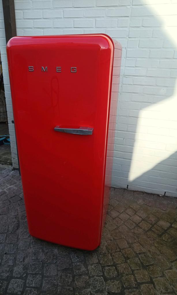 SMEG koelkast met vriesvak, Elektronische apparatuur, Koelkasten en IJskasten, Ophalen, Met vriesvak