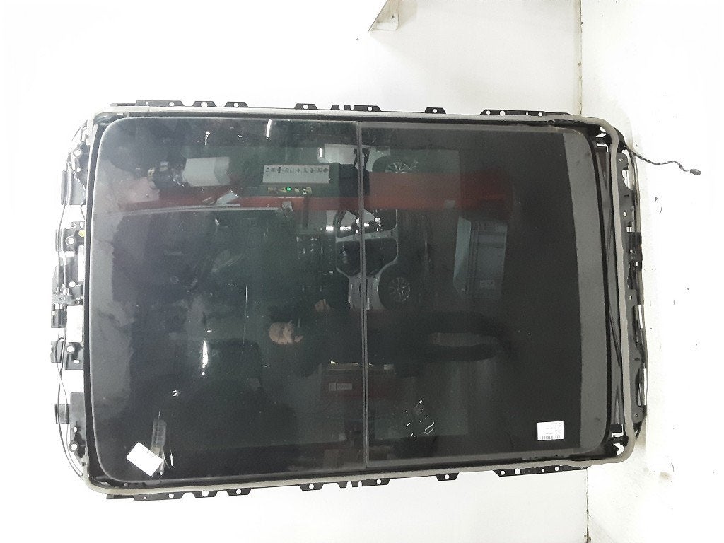 TOIT OUVRANT Audi SQ7 (4MB / 4MG) (4M0877041F), Autos : Pièces & Accessoires, Mevr. I. Hauben, Audi, Utilisé, Rue de l'Espoir 34 34
4030  GRIVEGNÉE, BE