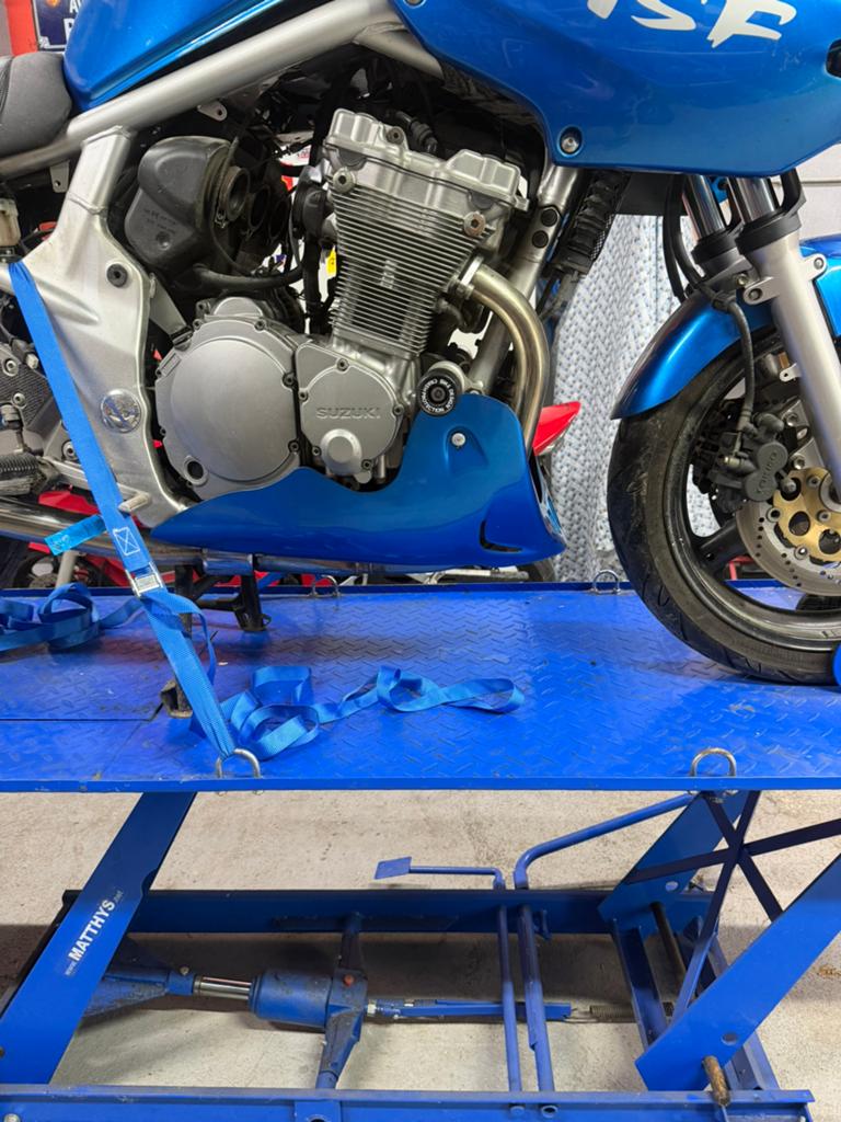 Sabot moteur Suzuki bandit 600, Enlèvement ou Envoi