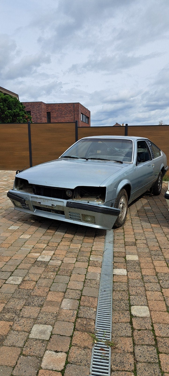Opel Monza 2.5E automatic, Ophalen, Opel