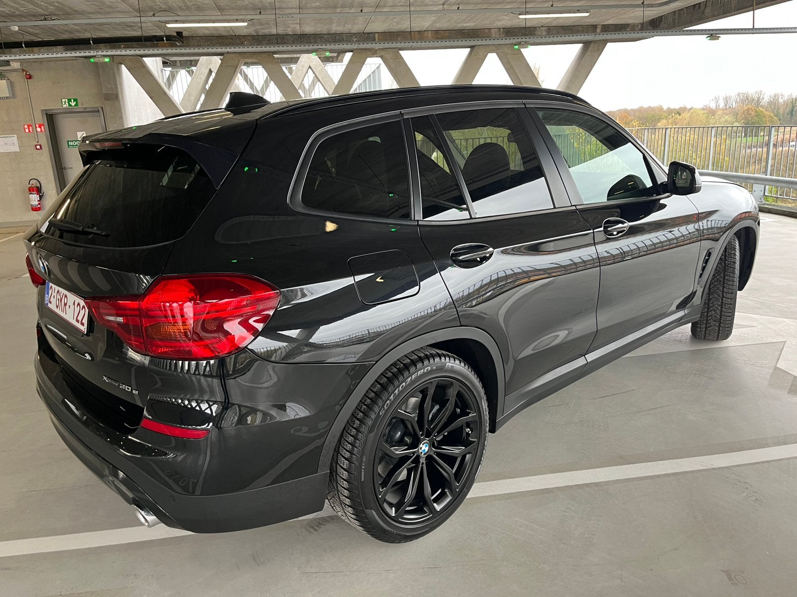 BMW X3 hybride rechargeable en état d'exposition., Autos, Cuir, Achat, Euro 6, 5 portes
