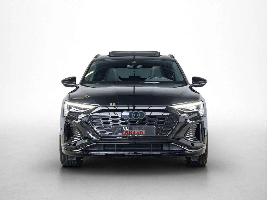 Audi Q8 e-tron 55 QUATTRO S LINE|PANO|ACC|LA|360|KEYLESS|, Auto's, Audi, Automaat, Gebruikt, Zwart, 408 pk