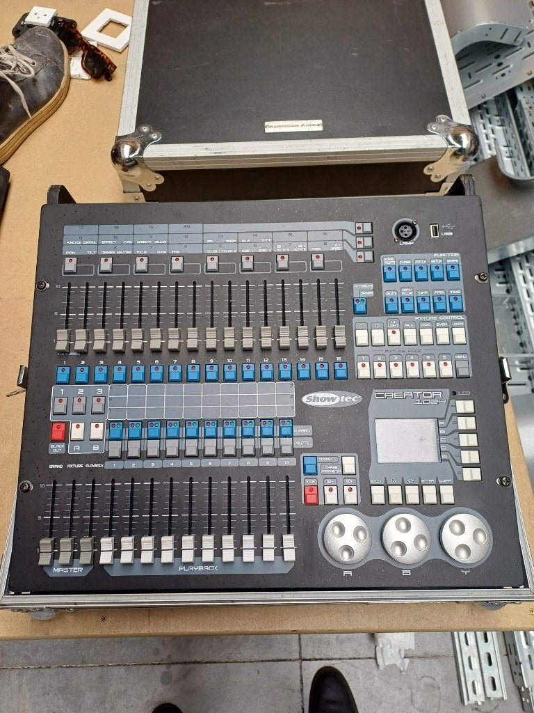 Showtec Creator 1024, Elektronische apparatuur, Overige elektronische apparatuur, Ophalen, Gebruikt