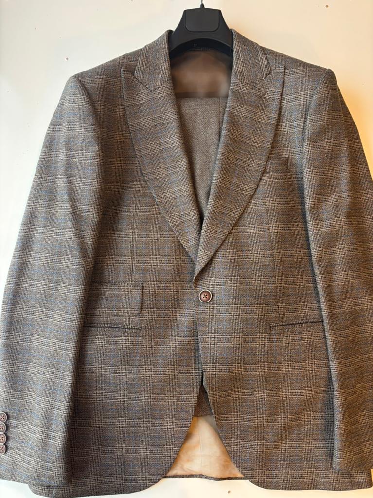 Costume de mariage 3 pièces brun / beige, Vêtements | Hommes, Enlèvement, Comme neuf, Bleu