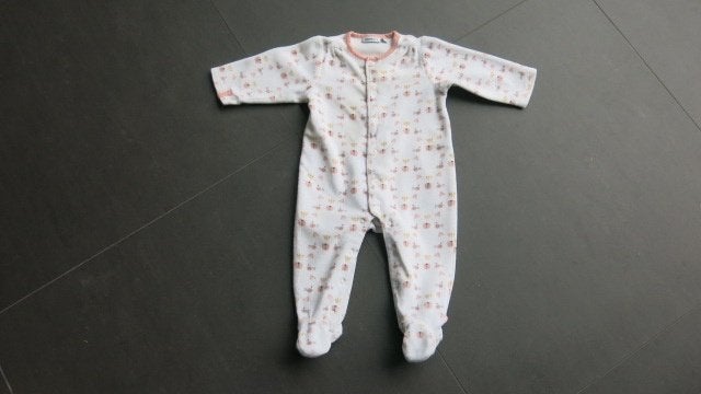 Pyjama van Noukie's (maat 68), Enfants & Bébés, Enlèvement ou Envoi, Vêtements de nuit ou Sous-vêtements, Utilisé, Noukies
