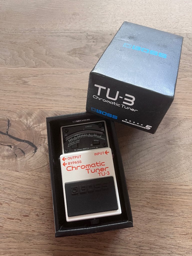 Boss gitaartuner TU-3, Muziek en Instrumenten, Effecten, Ophalen, Zo goed als nieuw
