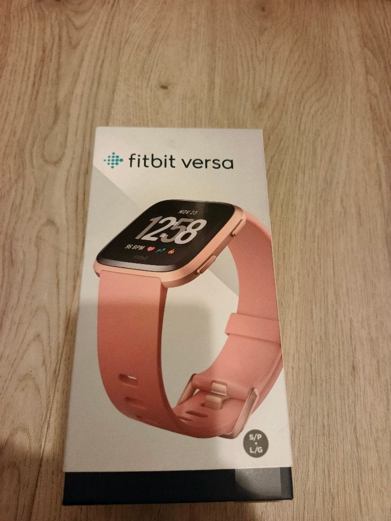 Montre connectée Fitbit Versa, Bijoux, Sacs & Beauté, Montres connectées, Enlèvement, Neuf, Rose