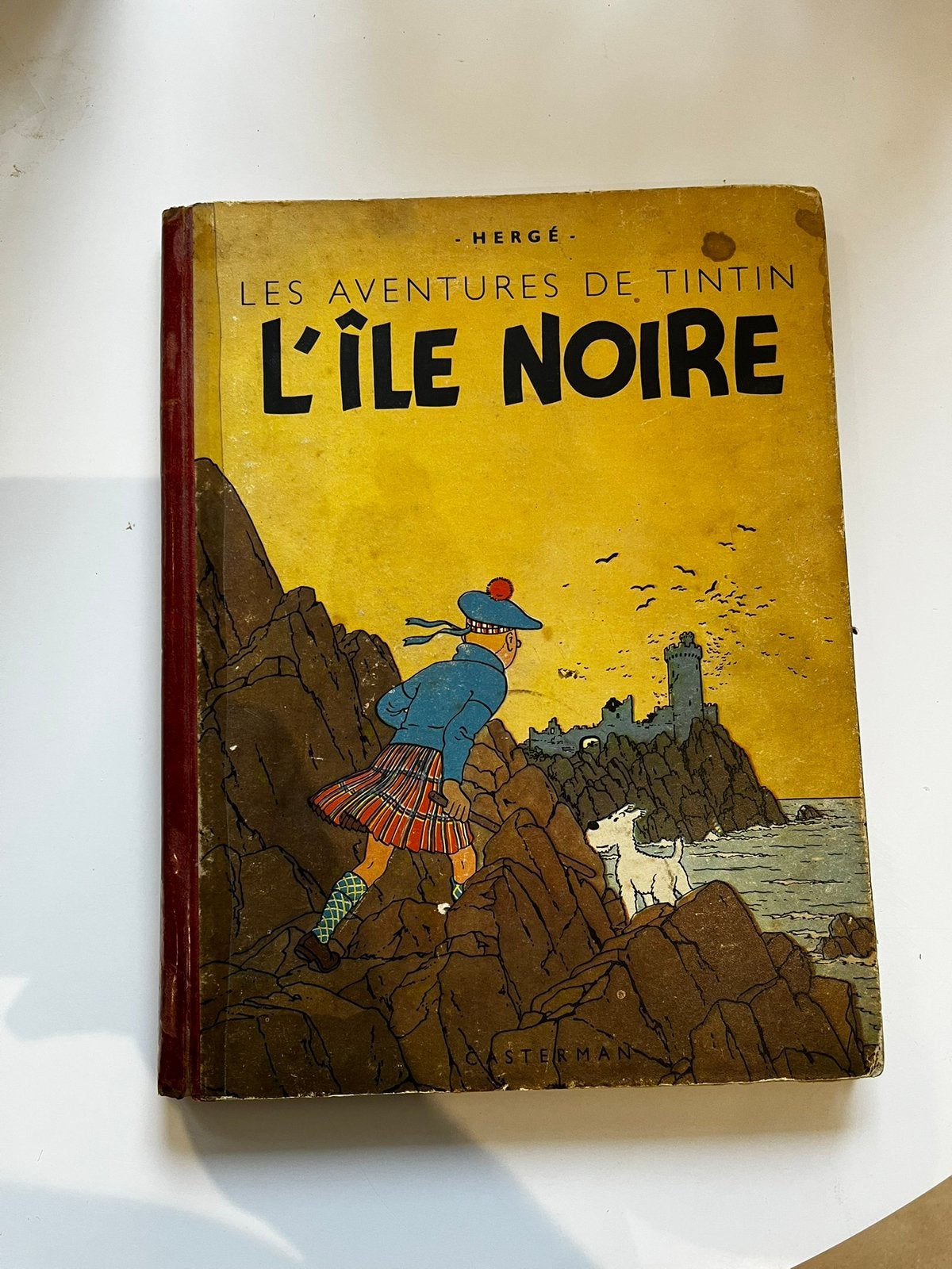 Tintin l’île noire 1942 A18, Livres, Enlèvement ou Envoi, Utilisé, Album d'images