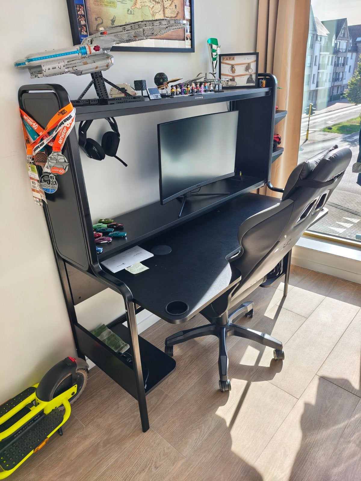 Gaming bureau, Ophalen, Zwart, Hout, IKEA