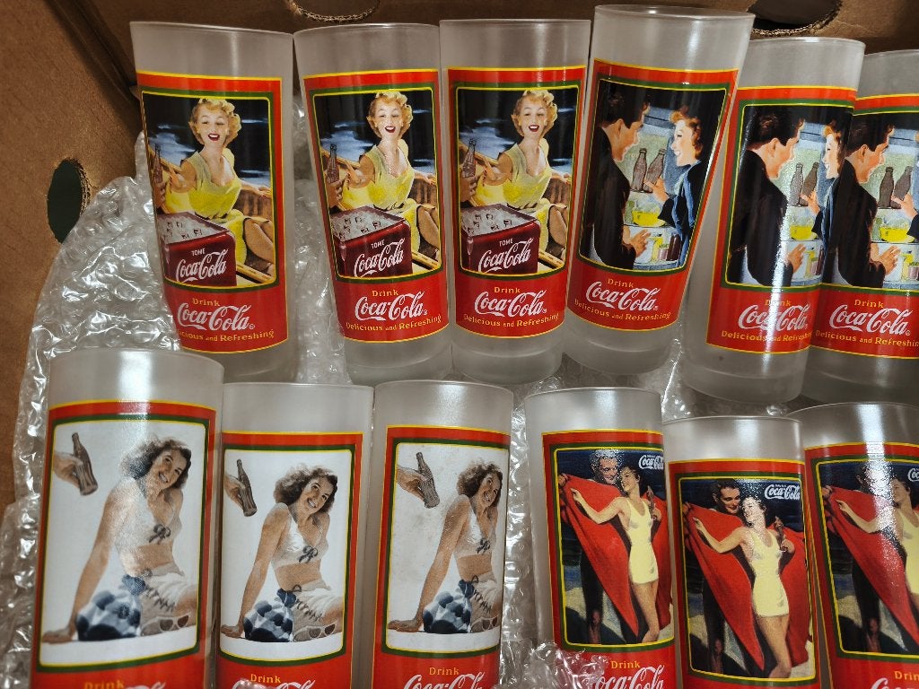 12 vintage verzamel Coca Cola glazen, Verzamelen, Ophalen, Nieuw, Gebruiksvoorwerp