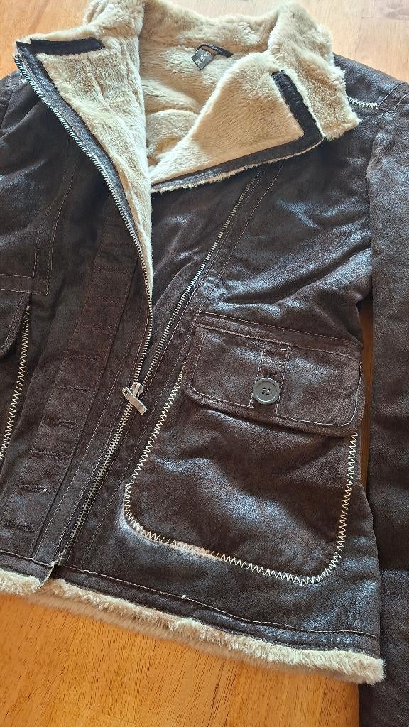 Damesjas maat m  15 euro, Kleding | Dames, Jassen | Winter, Ophalen, Gedragen, Maat 38/40 (M), Bruin