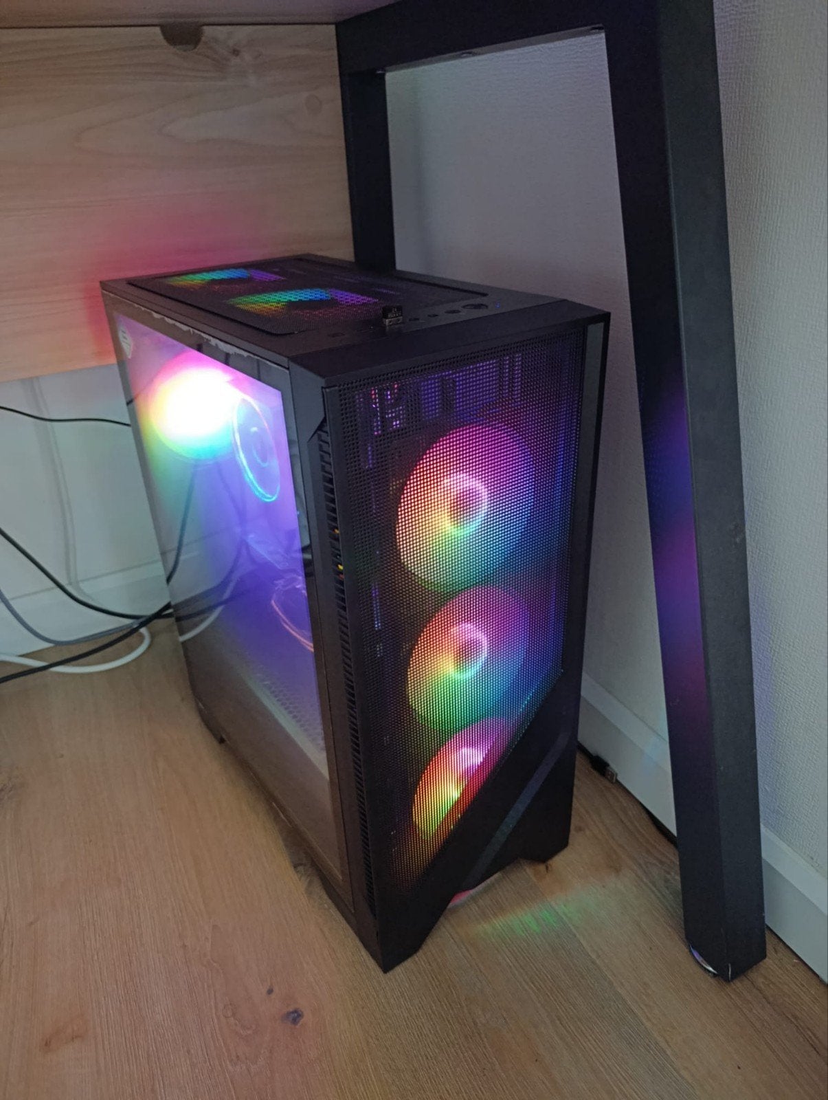 Setup Gaming complet RGB – Ryzen 7 / 32 Go RAM / RX 6500 XT, Enlèvement, Gaming, SSD