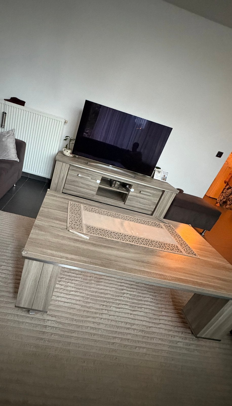 Tv kast en tafel €120, Enlèvement