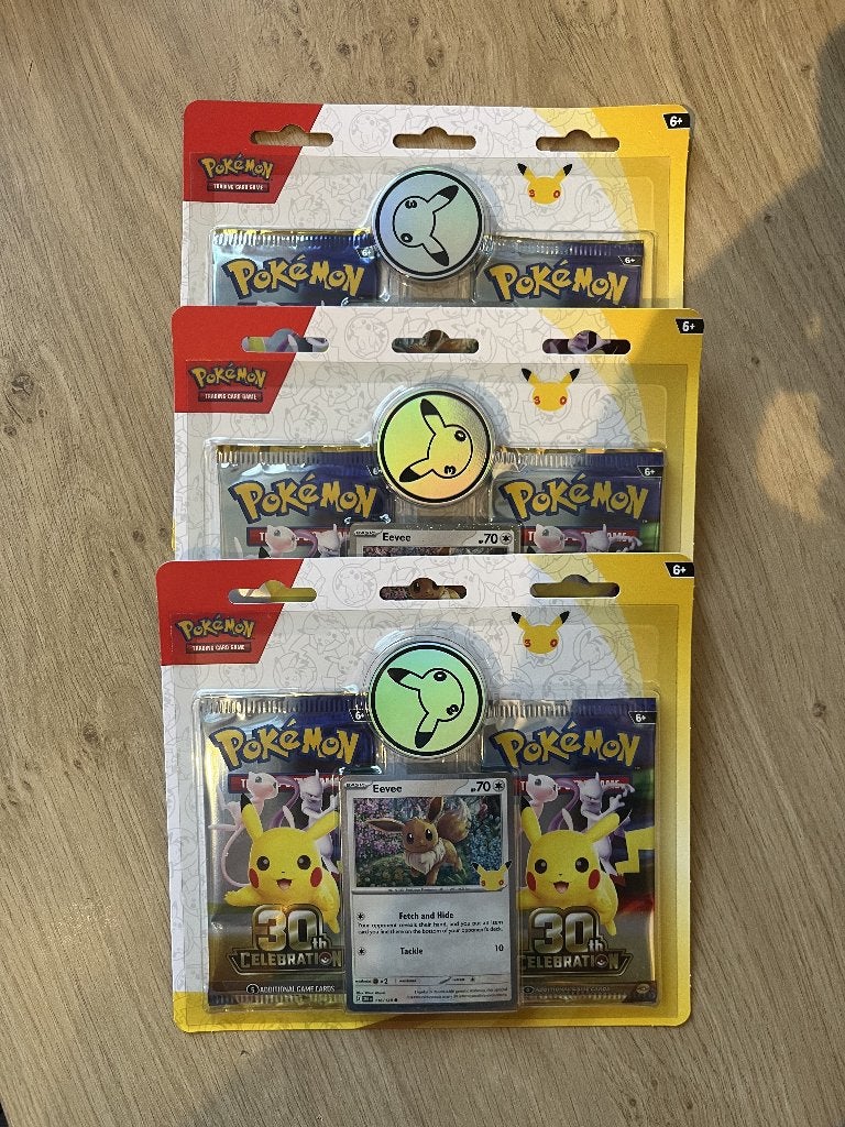 Pokémon 30th Celebration: Eevee 2-Pack Blister (3 stuks), Ophalen of Verzenden, Nieuw, Boosterbox