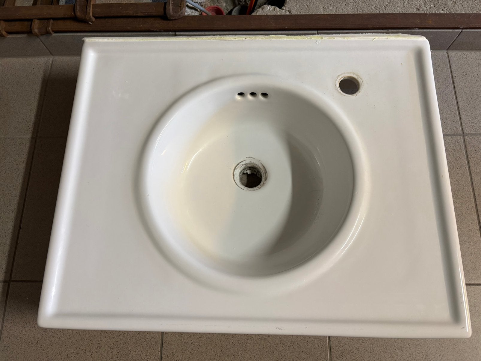 Vitviken badkamer lavabo, Enlèvement, Utilisé, 50 à 100 cm, Meuble lavabo