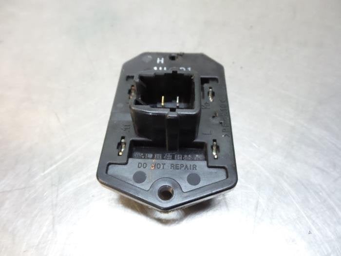 Résistance chauffage d'un Toyota Yaris (Yaris 1 00-), -, 3 mois de garantie, Toyota, Utilisé