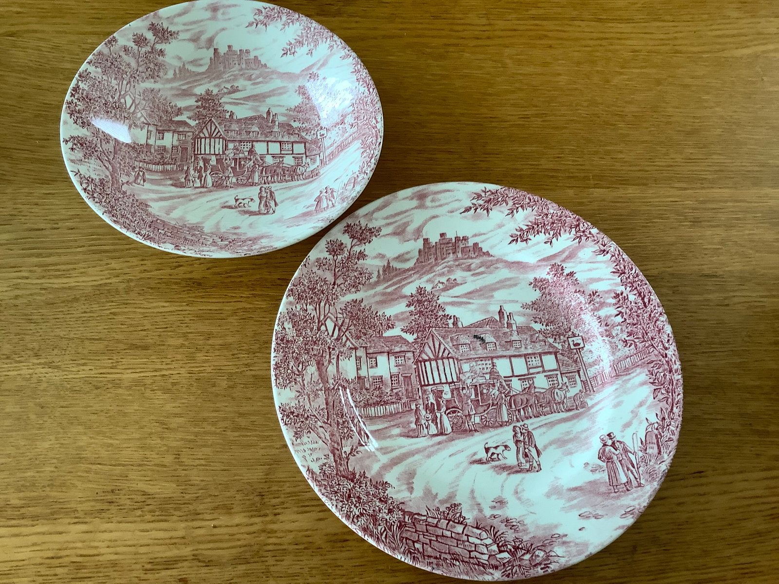 Assiettes Broadhurst: rouge, Antiquités & Art, Enlèvement ou Envoi