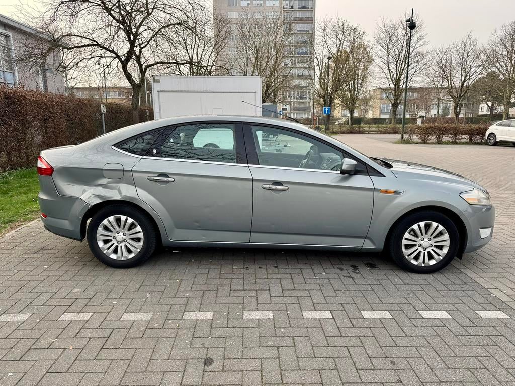 Mondeo Ghia 1.8 Tdci 186000 km Airco, Auto's, Mondeo, Bedrijf, Airconditioning, Euro 4