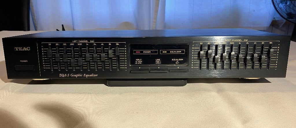 TEAC EQA-3 Graphic Equalizer, Audio, Tv en Foto, Ophalen, Zo goed als nieuw, Overige merken, Losse componenten