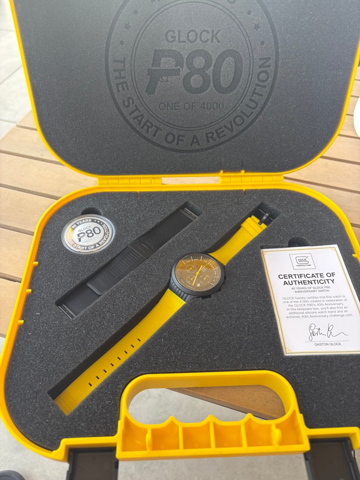 Montre GLOCK P80 Chrono Edition limitée — Ensemble complet, Enlèvement ou Envoi, Comme neuf