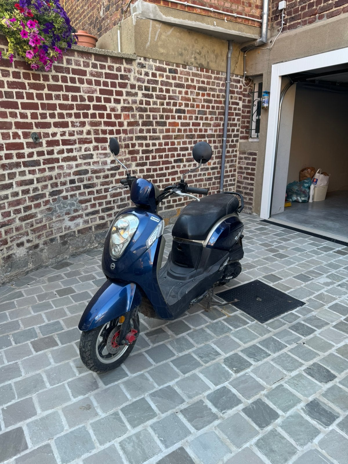 SYM 50cc brommer., Fietsen en Brommers, Scooters | SYM, Ophalen, Klasse B (45 km/u), Zo goed als nieuw