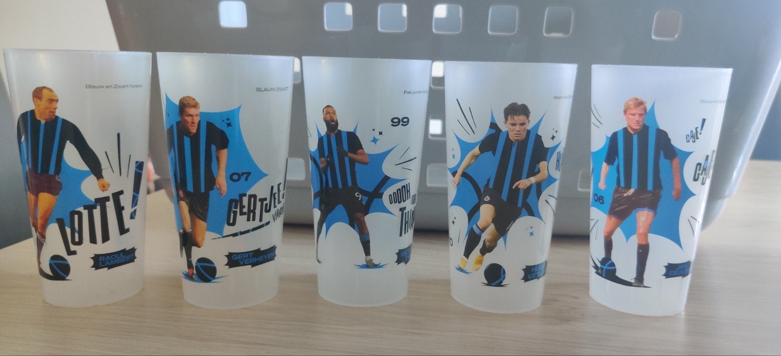 Bekers Club Brugge, Verzamelen, Ophalen