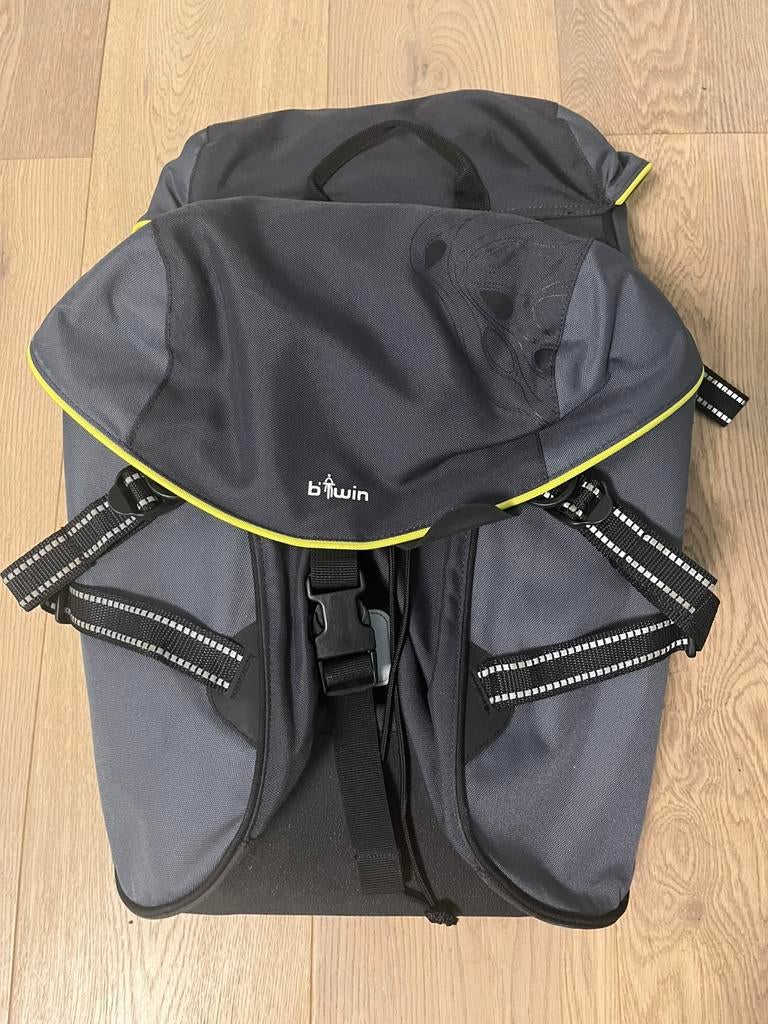 Sacoche vélo Decathlon, Handtassen en Accessoires, Ophalen, Zo goed als nieuw