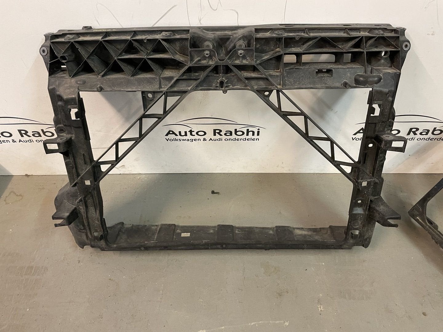 Skoda superB voorfront 3V0805588, -, Utilisé, -, -