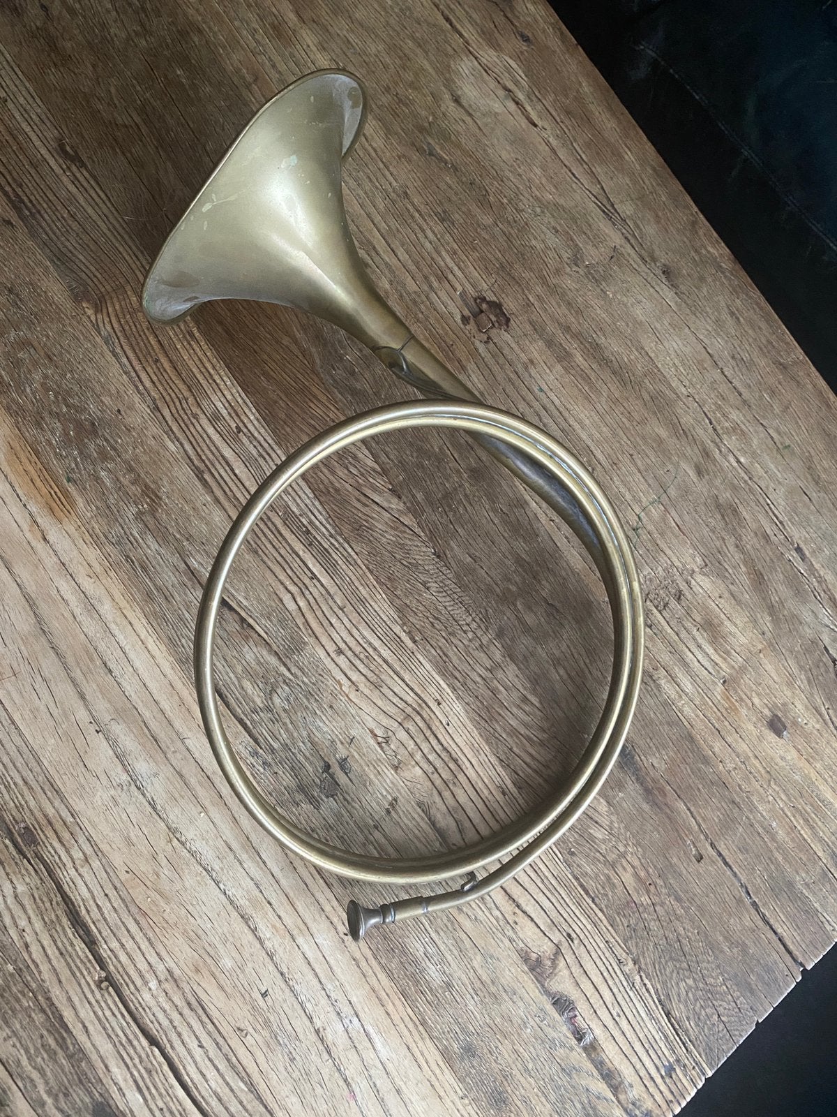 Trompe de chasse en laiton, Enlèvement, Utilisé