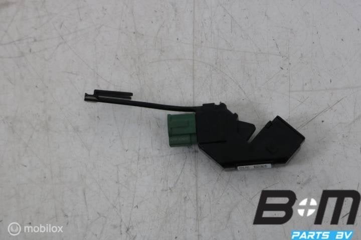 USB - hub VW Passat B8 Var. FL GTE 3G8035726A, Utilisé
