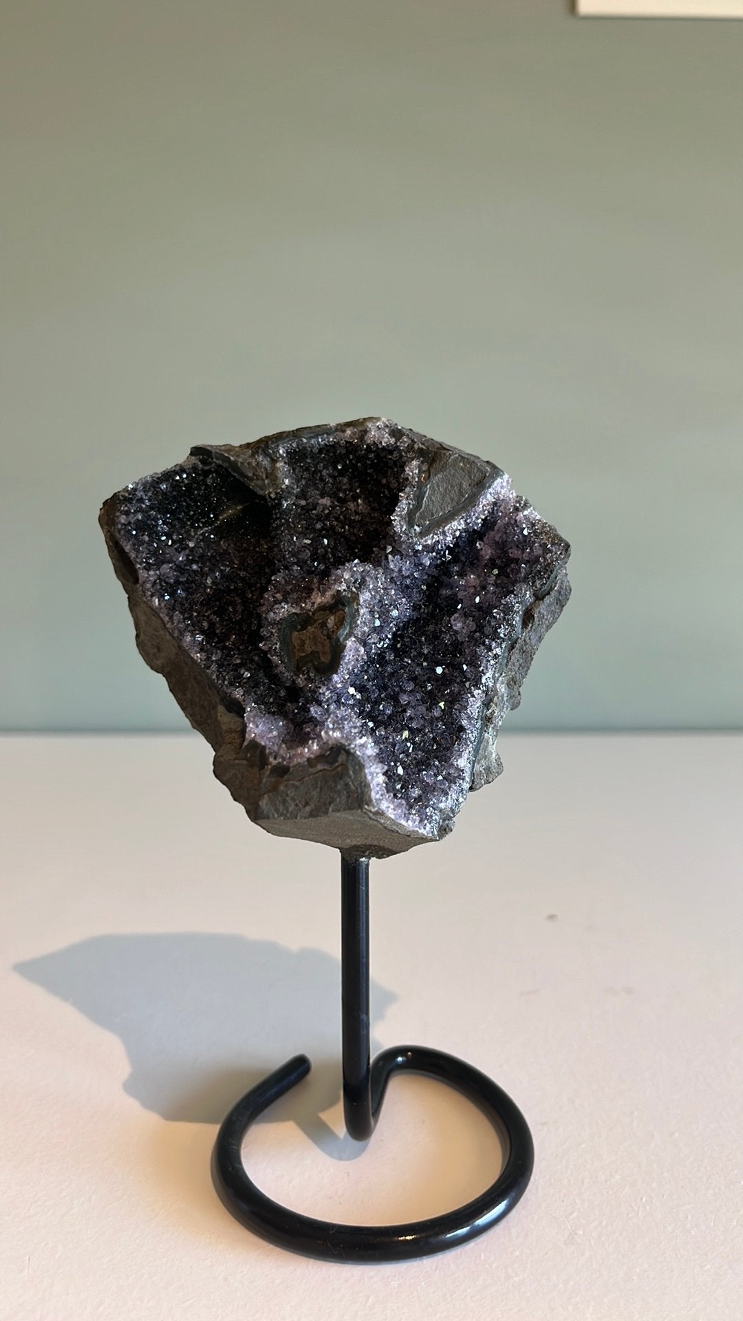 Amethist op staander, Verzamelen, Mineralen en Fossielen, Ophalen of Verzenden