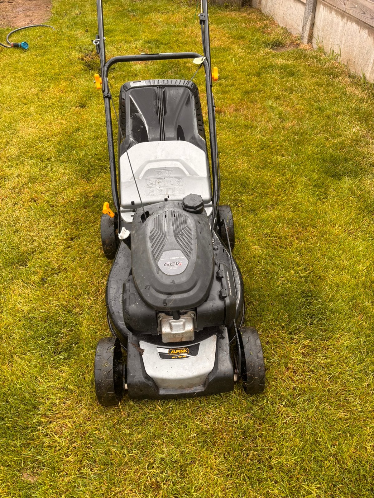 Grasmaaier op benzine, Tuin en Terras, Grasmaaiers, Ophalen, Zo goed als nieuw