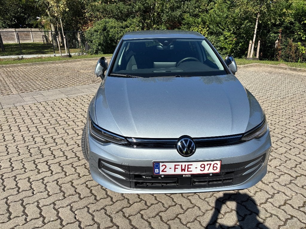 Volkswagen Golf 8.5 (2024) – United – 15.300 km, Autos, Argent ou Gris, Achat, Euro 6, Boîte manuelle