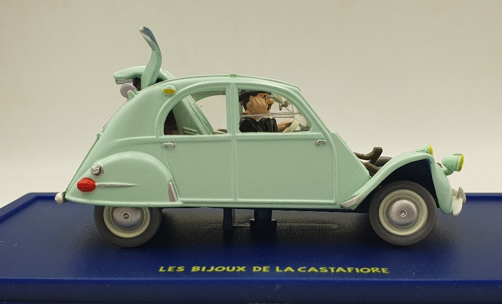 Tintin No. 14 Doctor’s Citroën Ami 6 – The Castafiore Emer.., Autres marques, 62 Boulevard Pereire, 75017 Paris, France, Voiture