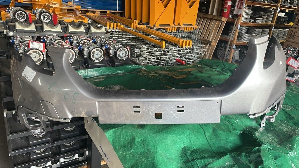 BUMPER VOOR Peugeot 2008 (CU) (01-2013/12-2019), Kontakt-peugeot@peugeot.com, Gebruikt, Voor, Bumper