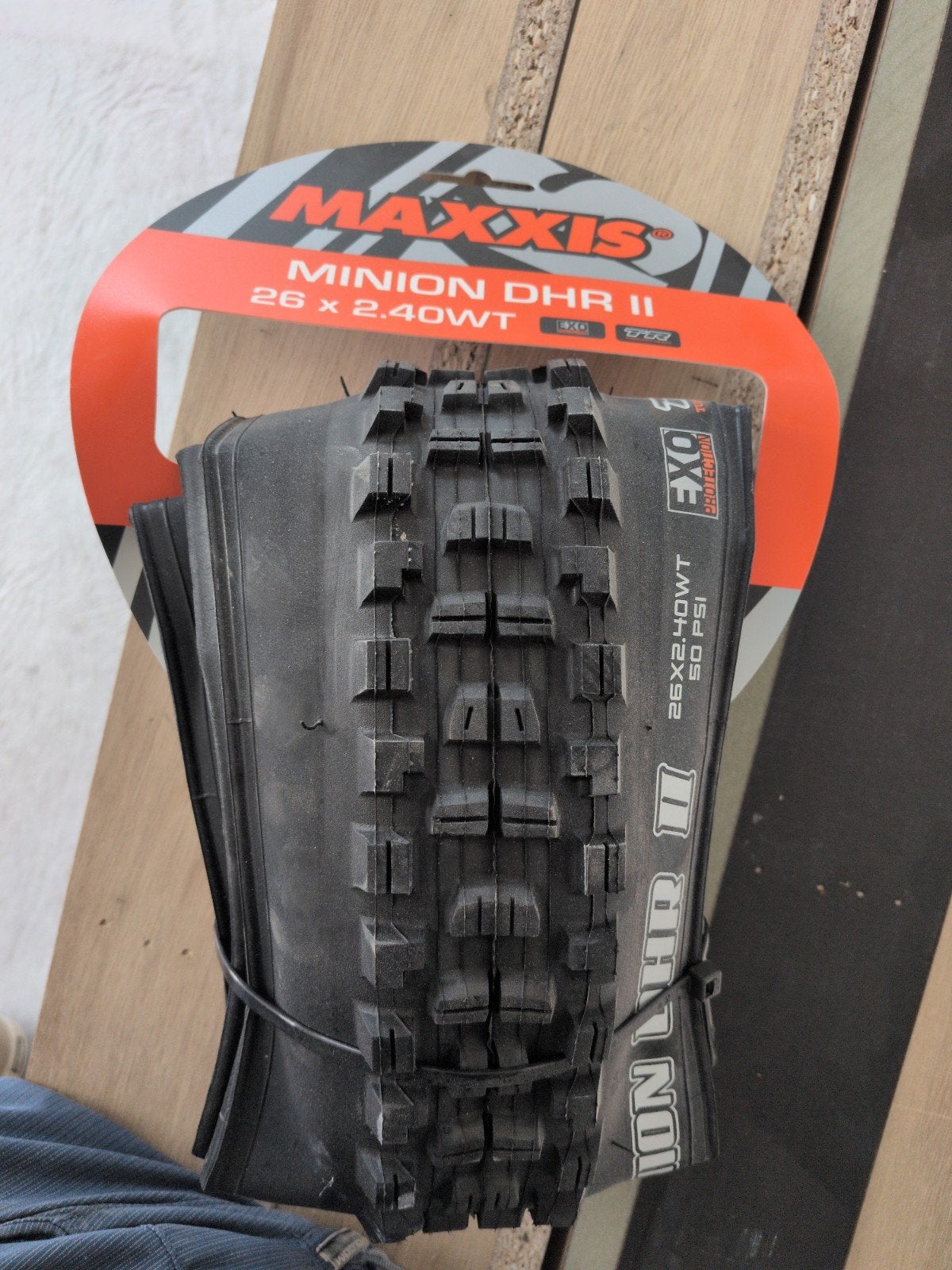 Pneu Maxxis Minion dhr II 26 x 2,4 WT, Vélos & Vélomoteurs, Vélos Pièces, Enlèvement, Neuf, Pneu, Maxxis