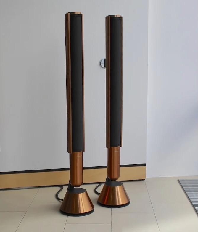 Bang & Olufsen Beolab 28 Bronze Tone Walnoot lamellen - B&O, Autres marques, Info@bang-olufsen.dk, Comme neuf, Enlèvement