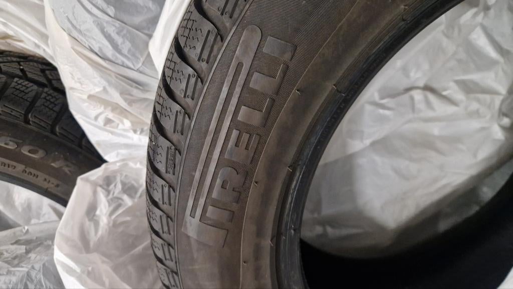 FIRELLI 225/60 R17 WINTERBANDEN, Auto-onderdelen, Banden en Velgen, Ophalen, 225 mm, Winterbanden
