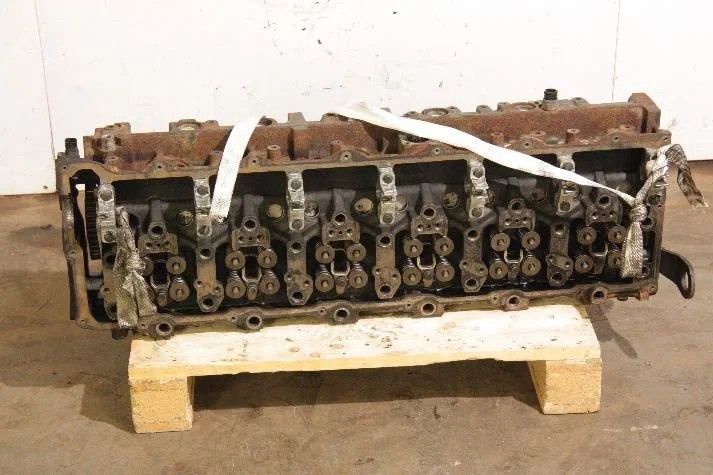 MAN Engines & Parts Cilinderkop D2676, Auto-onderdelen, Ophalen, Gebruikt, MAN, Motor en Accessoires