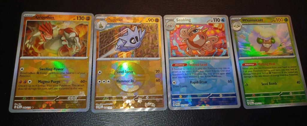 Modern Era: Pokeball Reverse-Holo's Prismatic Evolutions, Ophalen of Verzenden