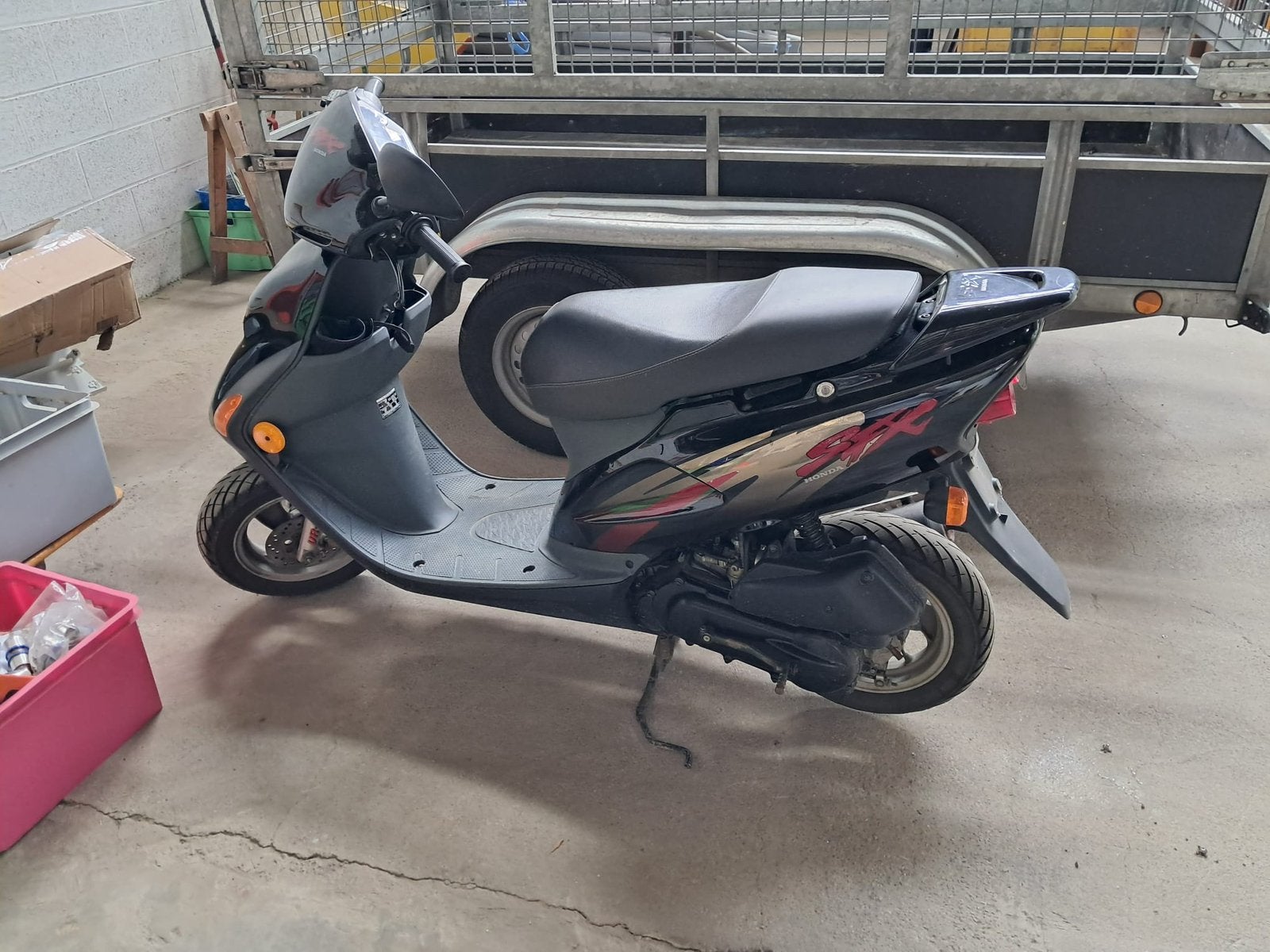 Scooter honda sfx, Ophalen, Zo goed als nieuw