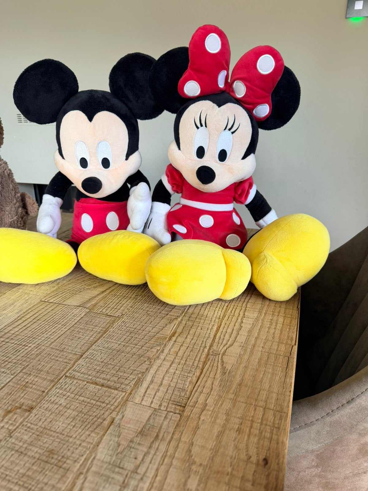 Mickey en Minnie Mouse + teddybeer, alle3 50cm hoog, Enlèvement, Comme neuf