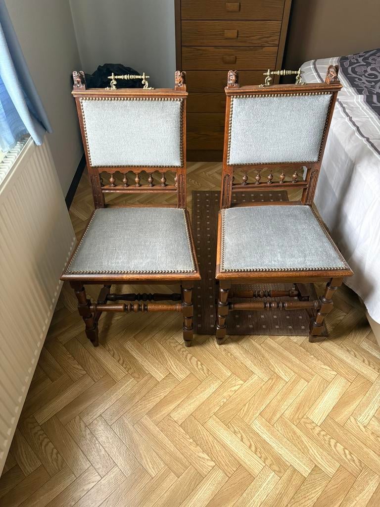 2 antieke stoelen, Ophalen, Twee, Blauw, Zo goed als nieuw