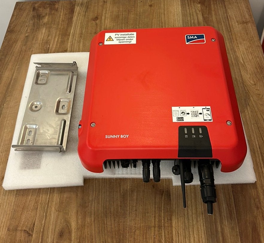 SMA Sunny Boy SB3.0-1AV-41 Omvormer (3000W)–Inclusief beugel, Doe-het-zelf en Bouw, Zonnepanelen en Toebehoren, Ophalen of Verzenden