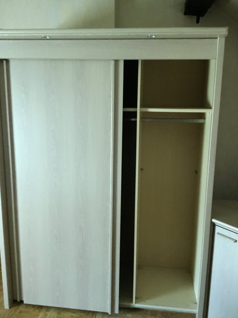 Garde robe cérusé 2portes coulissante et un étagère, Maison & Meubles, 150 à 200 cm, Comme neuf, Enlèvement, 200 cm ou plus