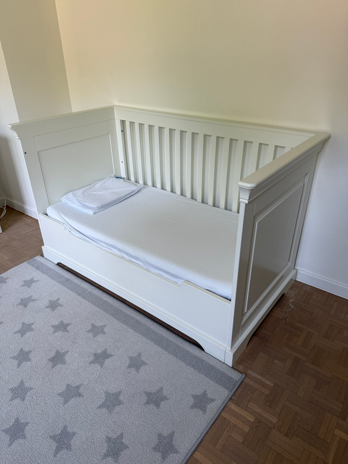 Kidsmill Chateau E4 babybed / peuterbed 70x140 cm, Enlèvement, Utilisé, Matelas