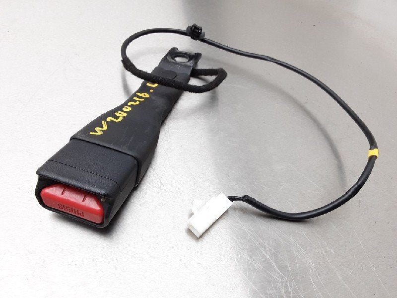 BOUCLE DE CEINTURE DE SECURITE AVANT GAUCHE Aygo (B40), Utilisé, Toyota