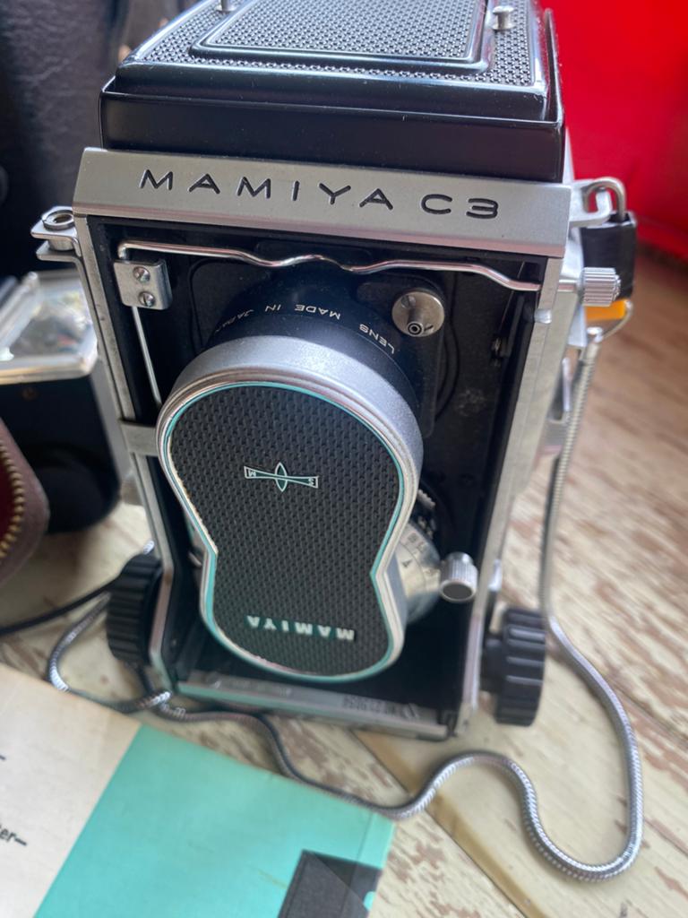 Mamiya C3 Professional, Ophalen, Gebruikt