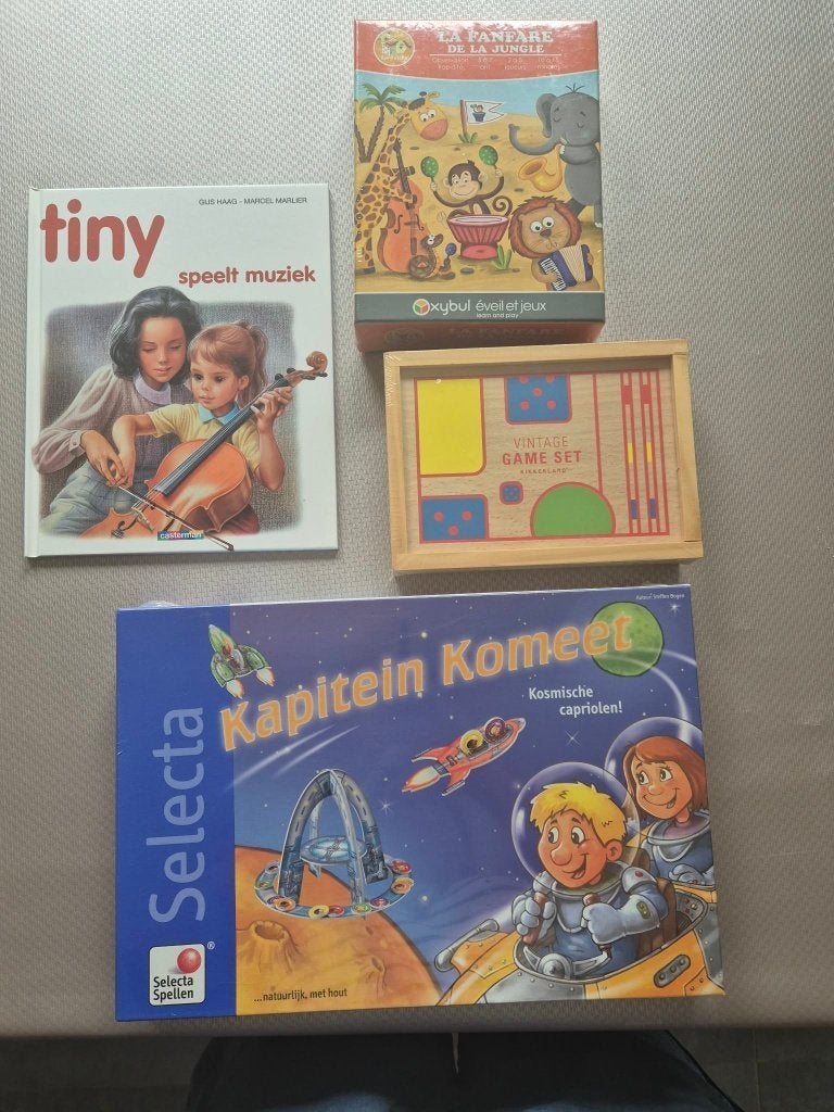 Lot spellen en boekje - nieuw!, Ophalen of Verzenden, Nieuw, Selecta